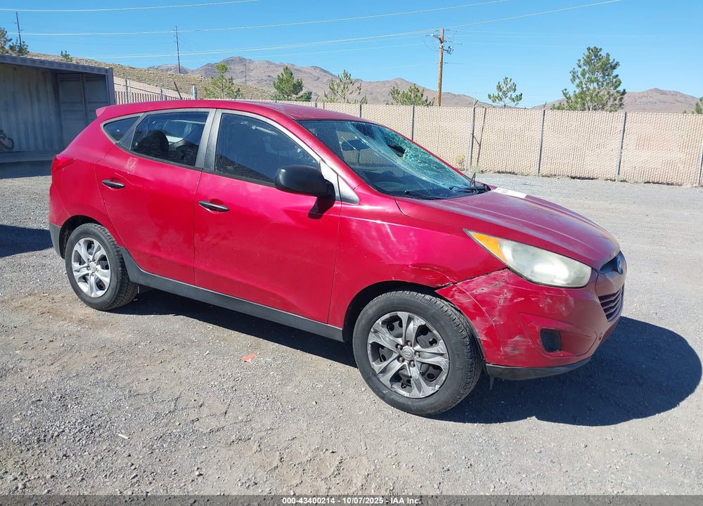 2011 HYUNDAI TUCSON GL VIN: KM8JT3AB2BU211544