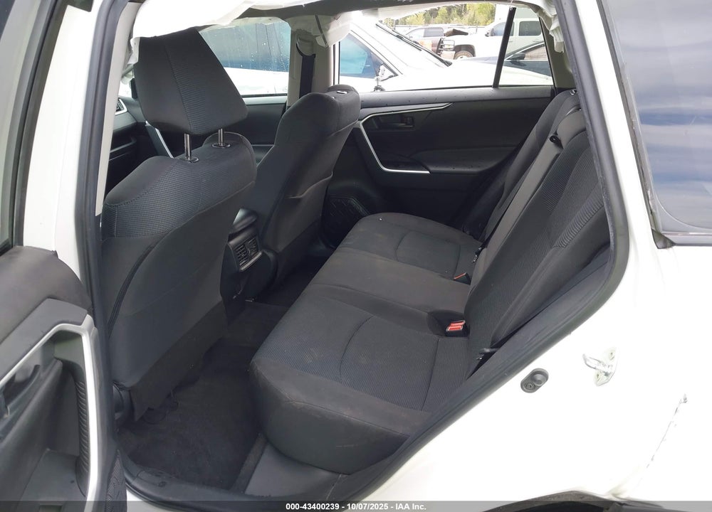 2022 TOYOTA RAV4 LE VIN: 2T3H1RFV1NW202548
