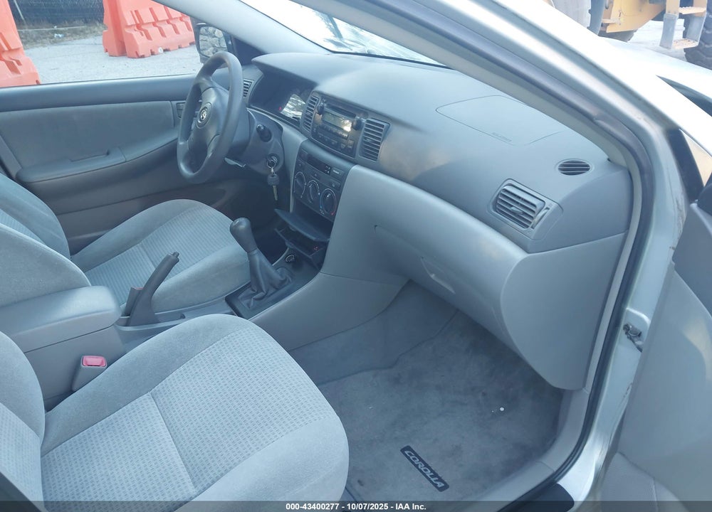 2005 TOYOTA COROLLA CE VIN: 2T1BR32E75C462805