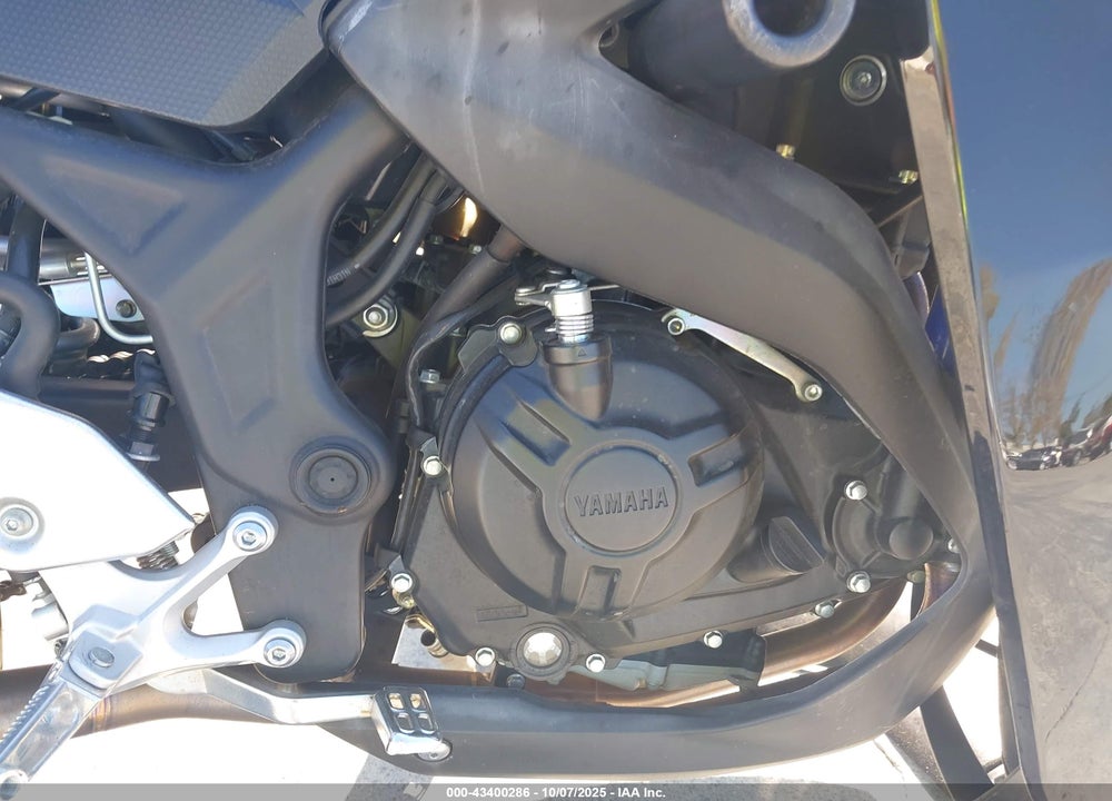 2018 YAMAHA YZFR3 A VIN: MH3RH15Y6JK004131