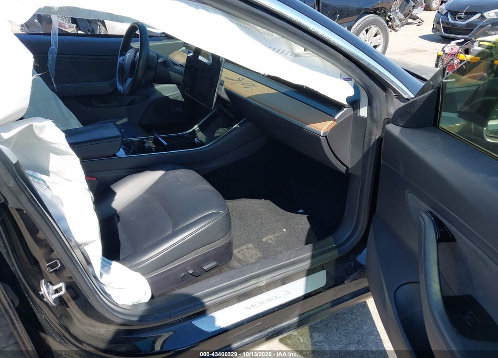 2019 TESLA MODEL 3 VIN: 5YJ3E1EA2KF395261