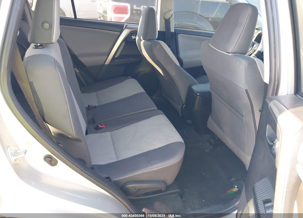 2014 TOYOTA RAV4 XLE VIN: JTMWFREV0ED029077