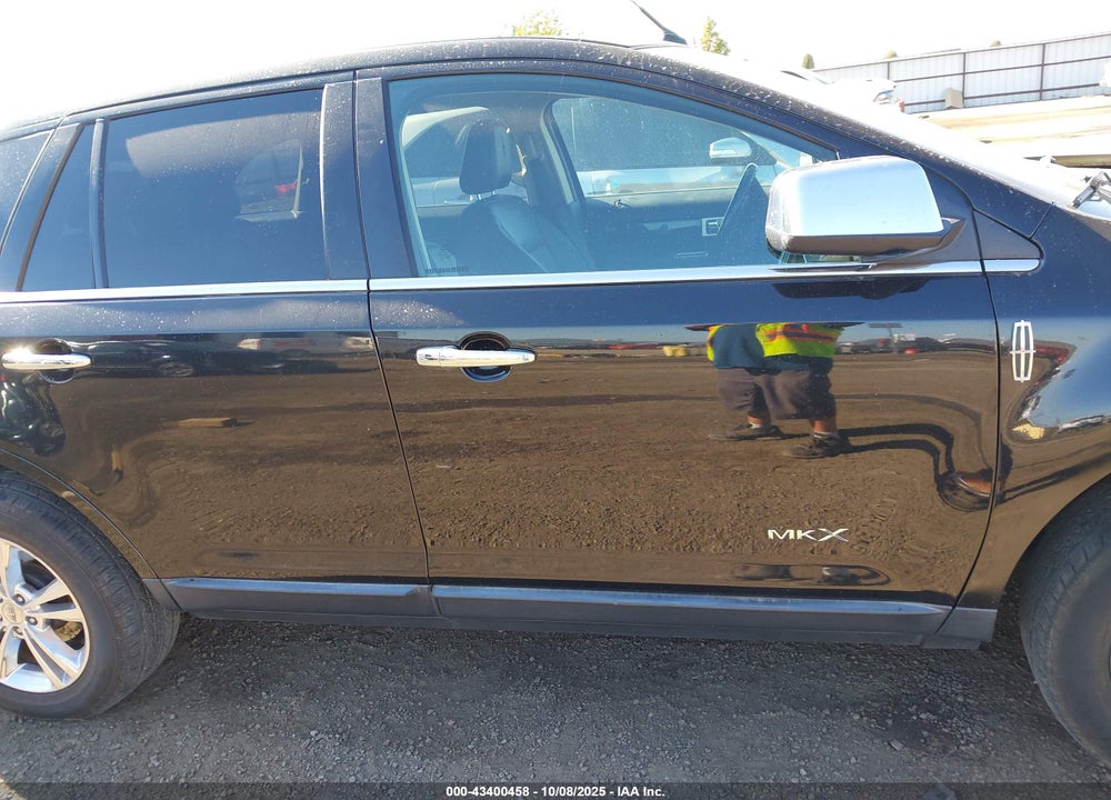 2010 LINCOLN MKX VIN: 2LMDJ8JC4ABJ31132