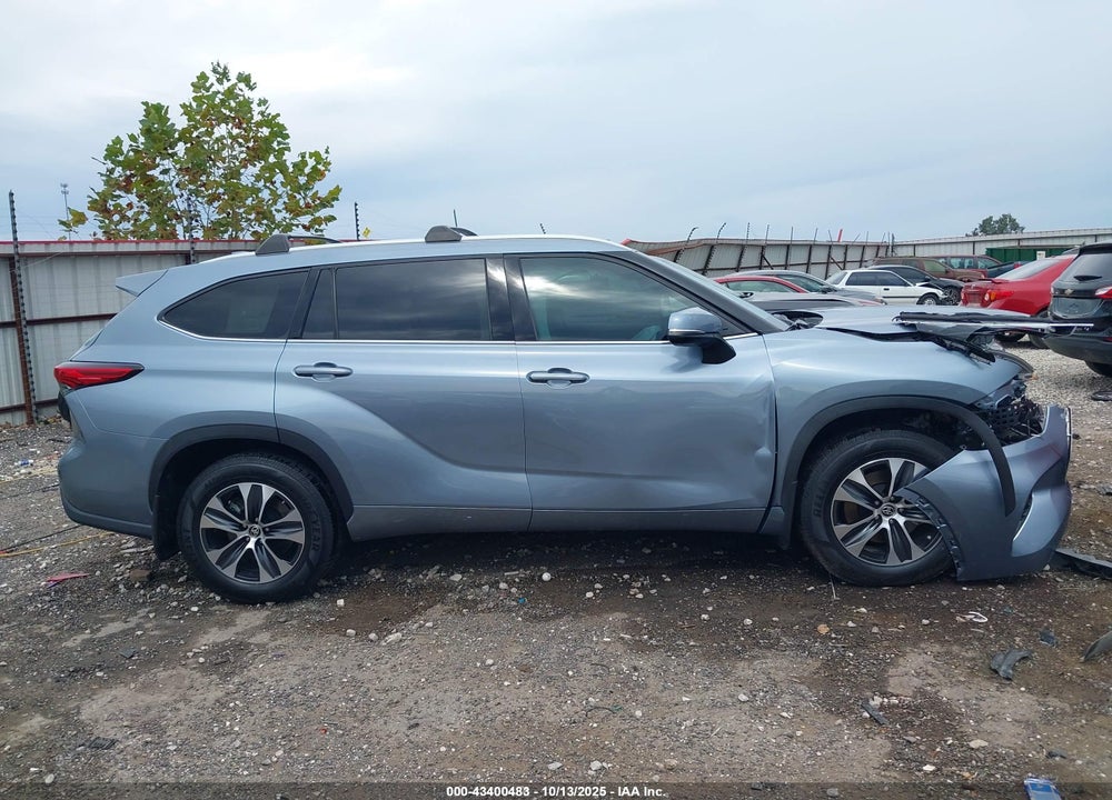 2020 TOYOTA HIGHLANDER XLE VIN: 5TDGZRAH3LS016644