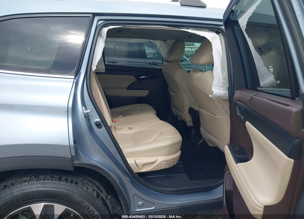 2020 TOYOTA HIGHLANDER XLE VIN: 5TDGZRAH3LS016644