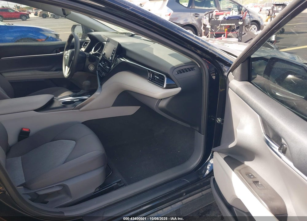 2021 TOYOTA CAMRY LE VIN: 4T1C11AKXMU412582