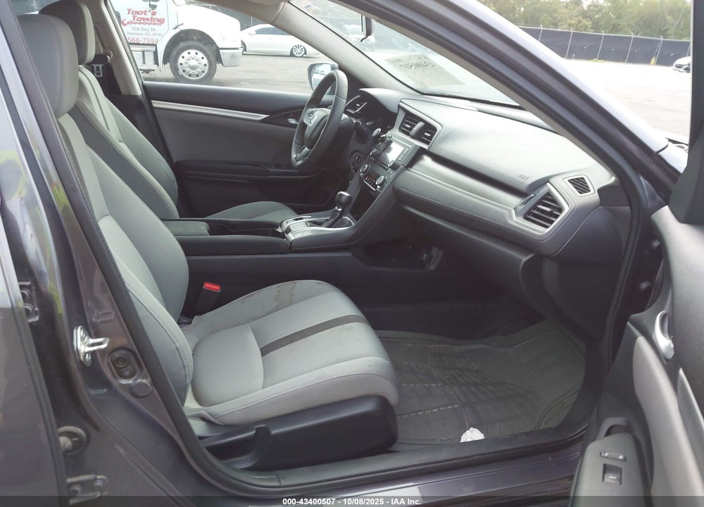 2016 HONDA CIVIC LX VIN: 19XFC2E5XGE006620