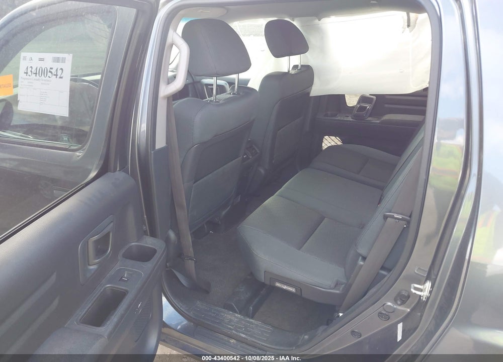 2011 HONDA RIDGELINE VIN: 5FPYK1F43BB009056