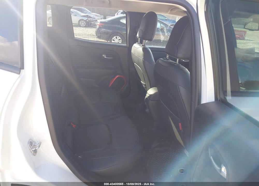 2018 JEEP RENEGADE TRAILHAWK 4X4 VIN: ZACCJBCB7JPG82082