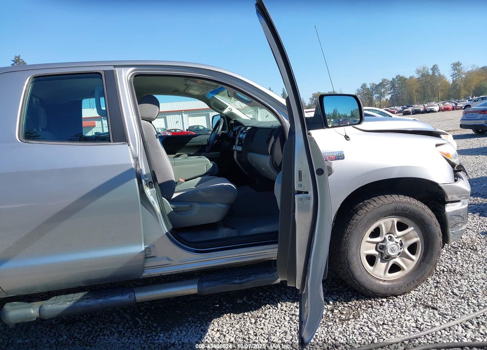 2009 TOYOTA TUNDRA GRADE 5.7L V8 VIN: 5TFBV54109X088501