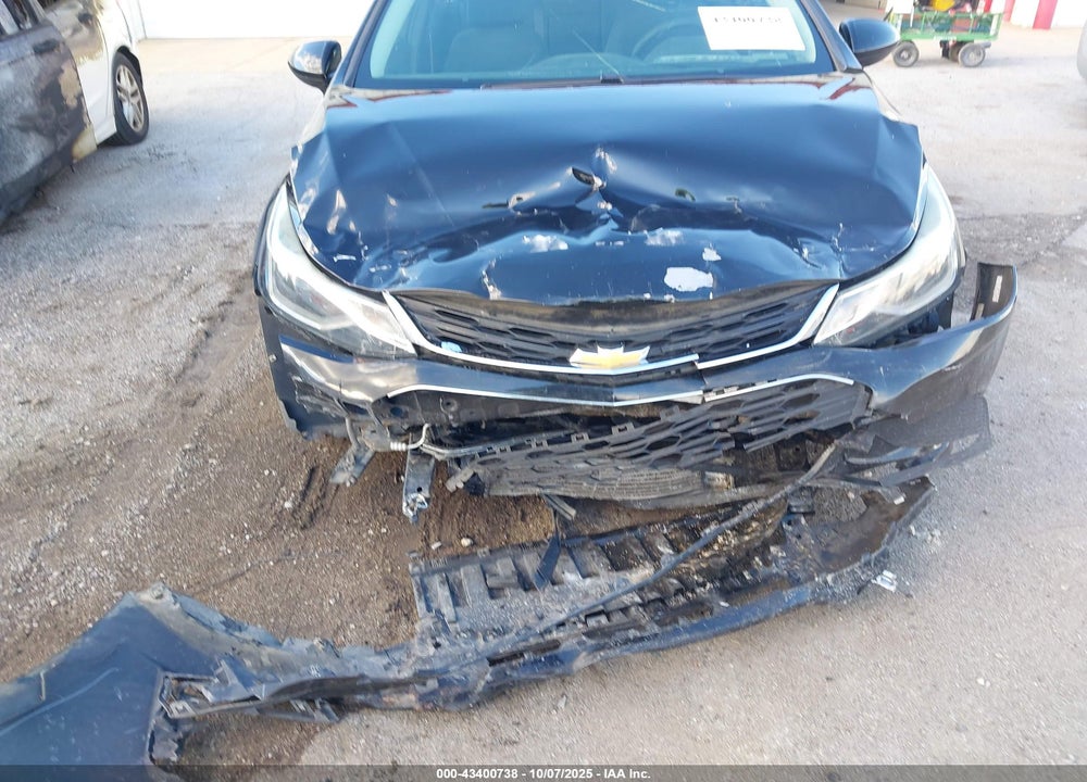 2017 CHEVROLET CRUZE LT AUTO VIN: 1G1BE5SM2H7243845