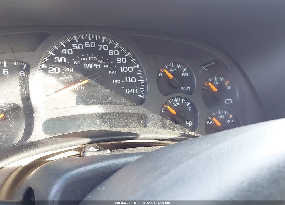 2003 CHEVROLET SUBURBAN 1500 LT VIN: 1GNFK16Z03J117549