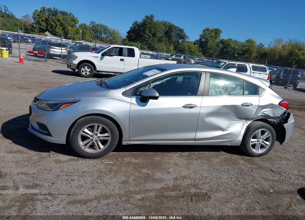 2017 CHEVROLET CRUZE VIN: 3G1BE6SM6HS586360
