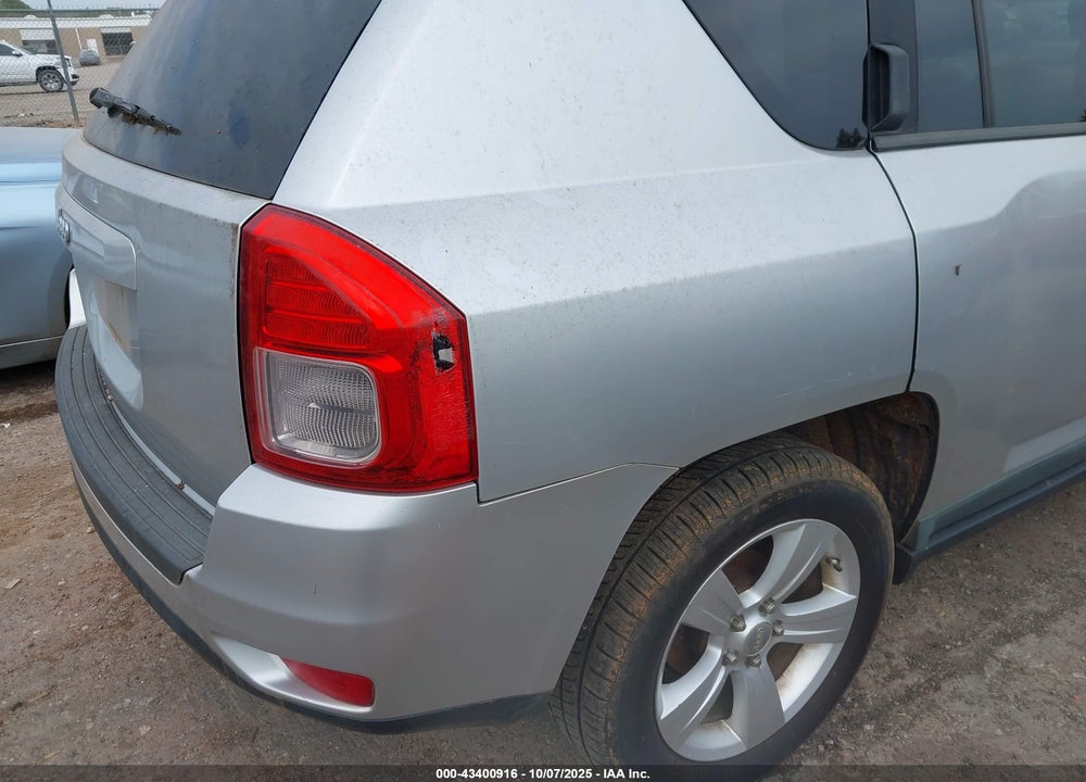 2011 JEEP COMPASS VIN: 1J4NF1FB1BD281198