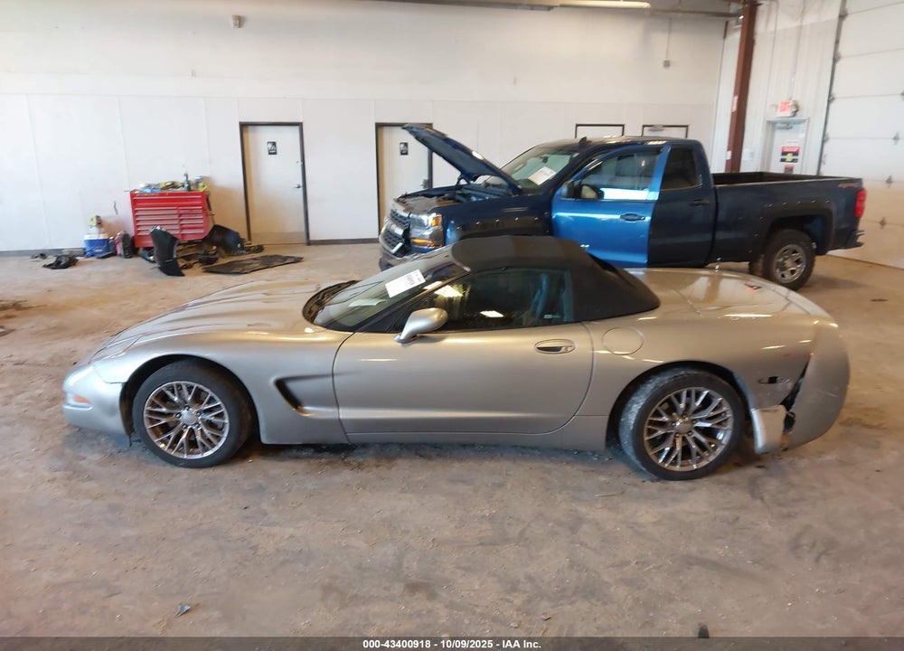 2000 CHEVROLET CORVETTE VIN: 1G1YY32G1Y5131937