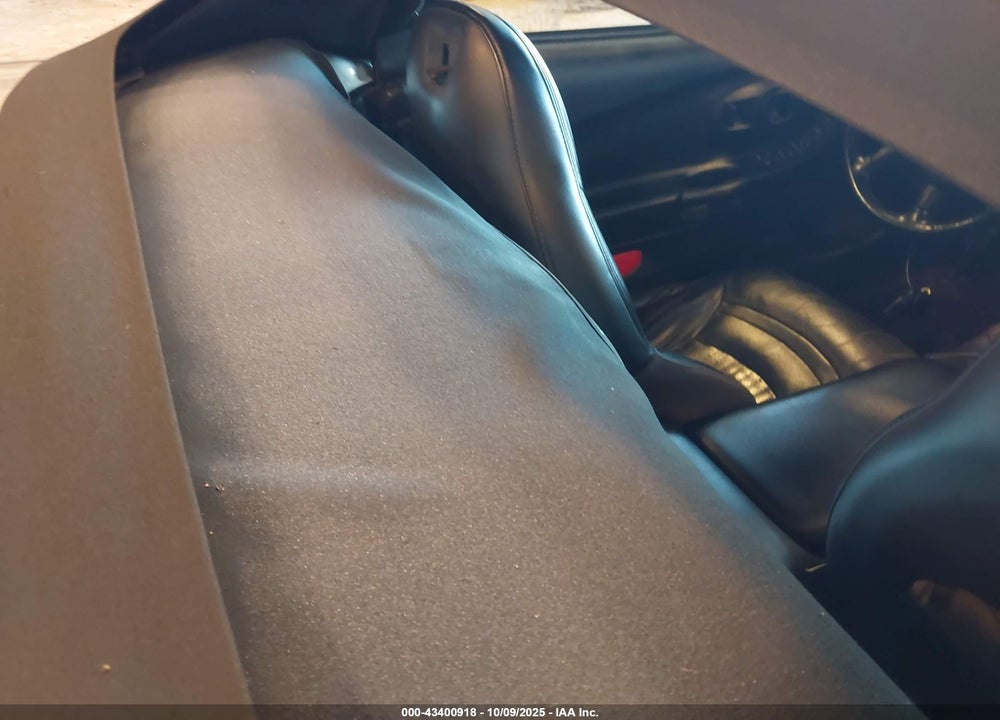 2000 CHEVROLET CORVETTE VIN: 1G1YY32G1Y5131937