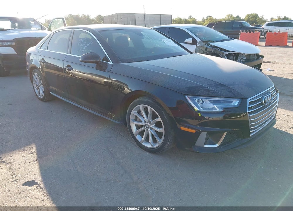 2019 AUDI A4 VIN: WAUENAF49KA039641