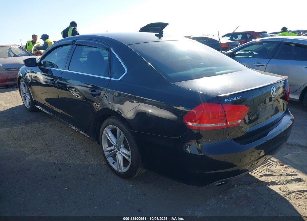 2014 VOLKSWAGEN PASSAT 1.8T SE VIN: 1VWBS7A30EC105855