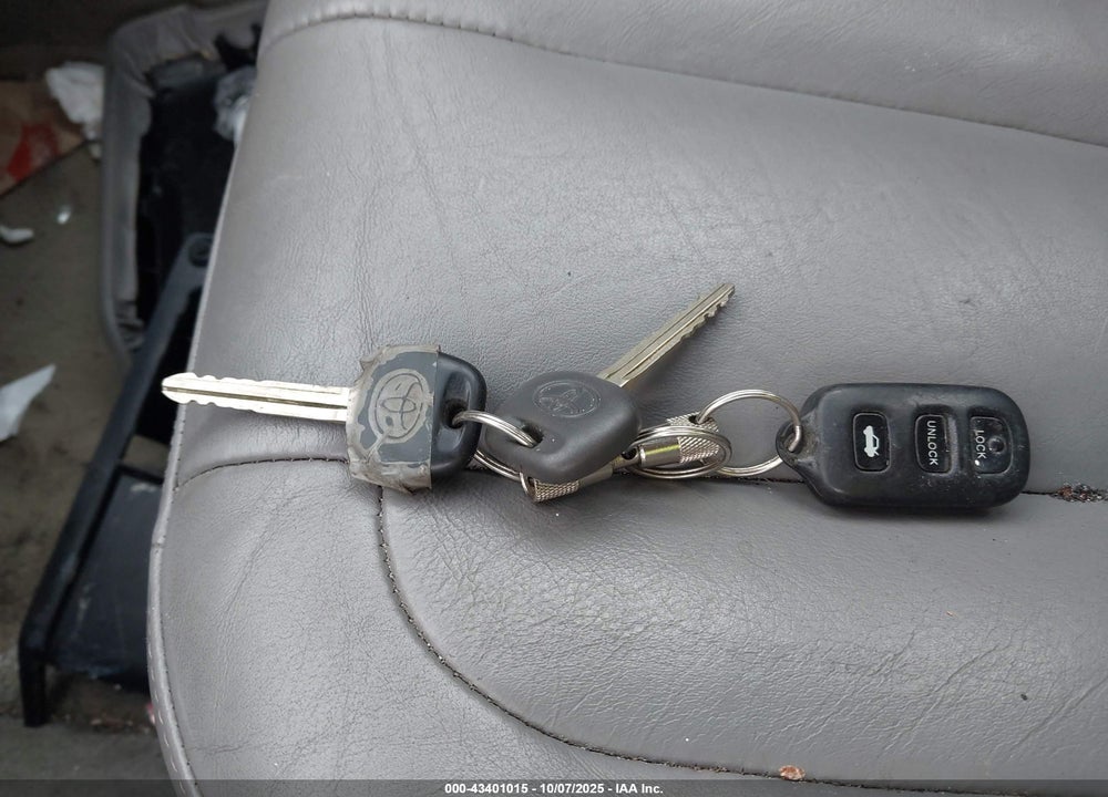 2003 TOYOTA AVALON XLS VIN: 4T1BF28B43U288302
