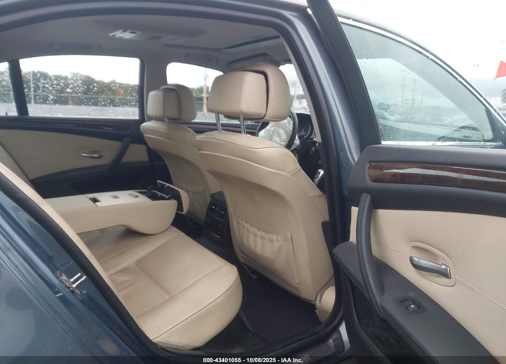 2010 BMW 5 SERIES VIN: WBANV1C50AC445405