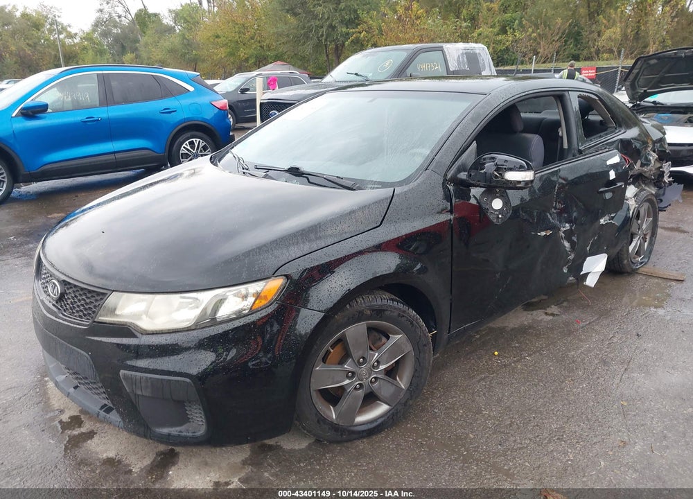 2010 KIA FORTE KOUP EX VIN: KNAFU6A29A5252350