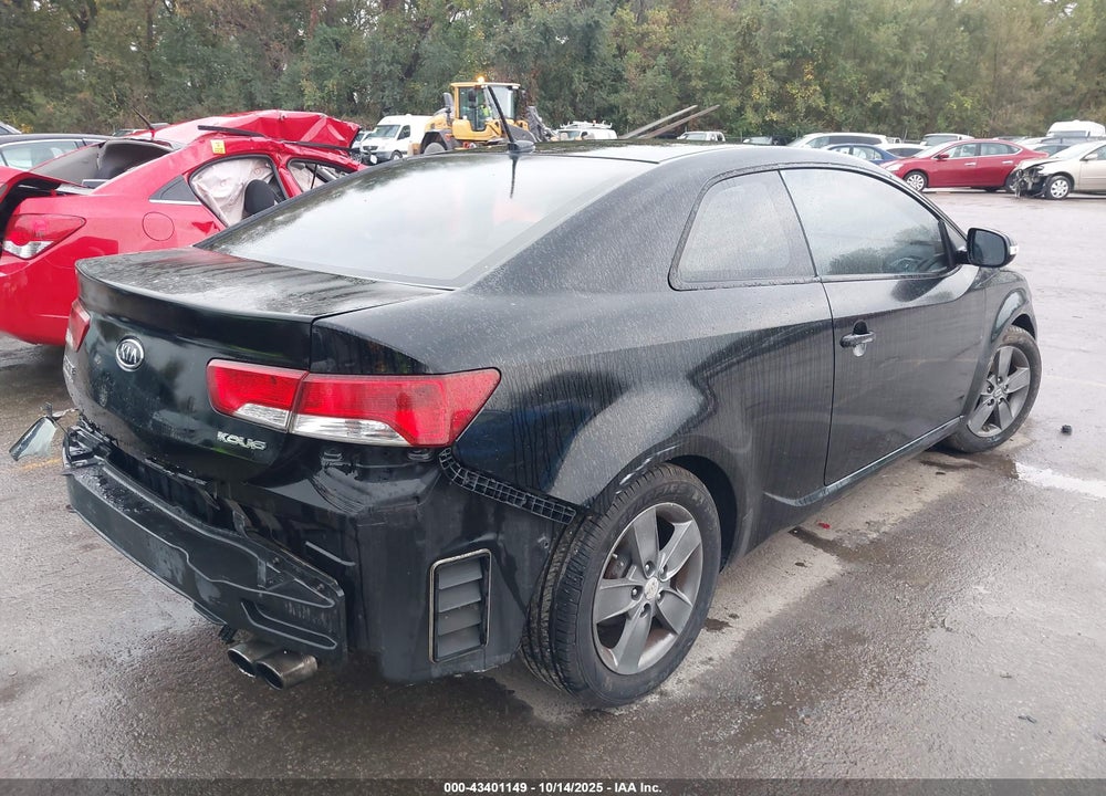 2010 KIA FORTE KOUP EX VIN: KNAFU6A29A5252350