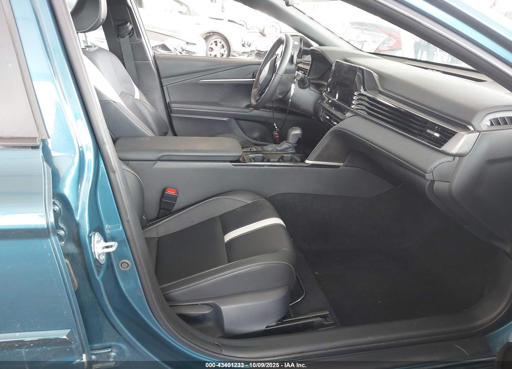 2025 TOYOTA CAMRY SE VIN: 4T1DAACK5SU032760