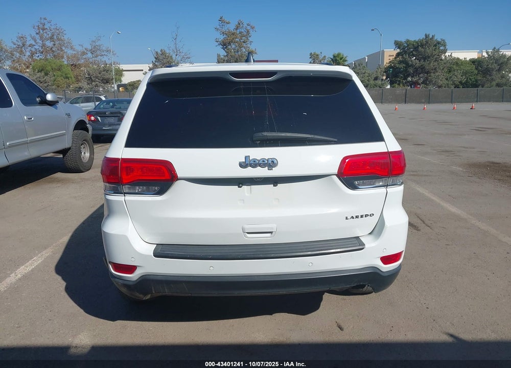 2018 JEEP GRAND CHEROKEE LAREDO 4X2 VIN: 1C4RJEAGXJC382826