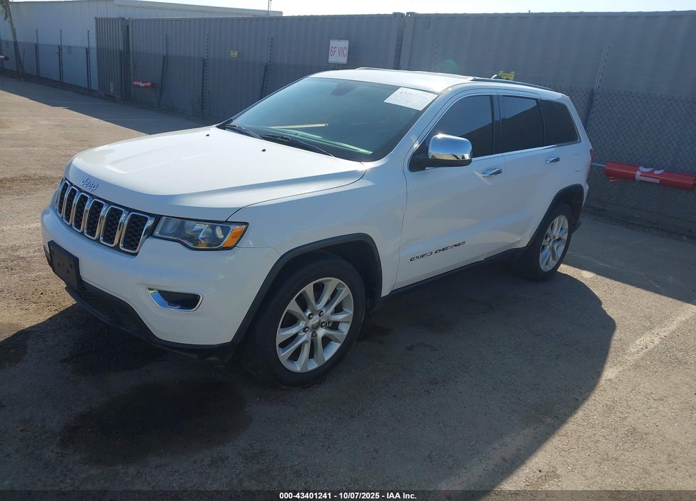 2018 JEEP GRAND CHEROKEE LAREDO 4X2 VIN: 1C4RJEAGXJC382826
