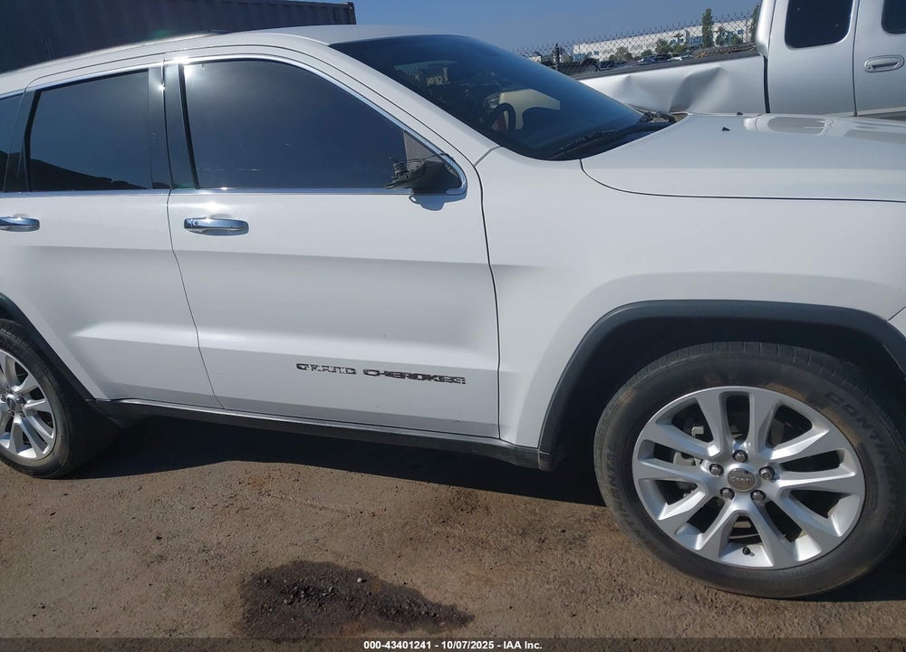 2018 JEEP GRAND CHEROKEE LAREDO 4X2 VIN: 1C4RJEAGXJC382826