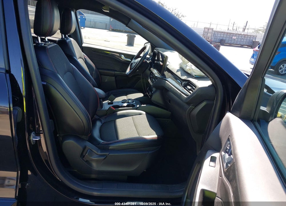 2024 FORD ESCAPE ST LINE VIN: 1FMCU0MN9RUA43678