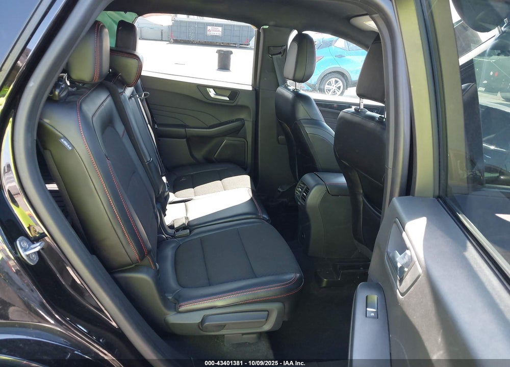 2024 FORD ESCAPE ST LINE VIN: 1FMCU0MN9RUA43678