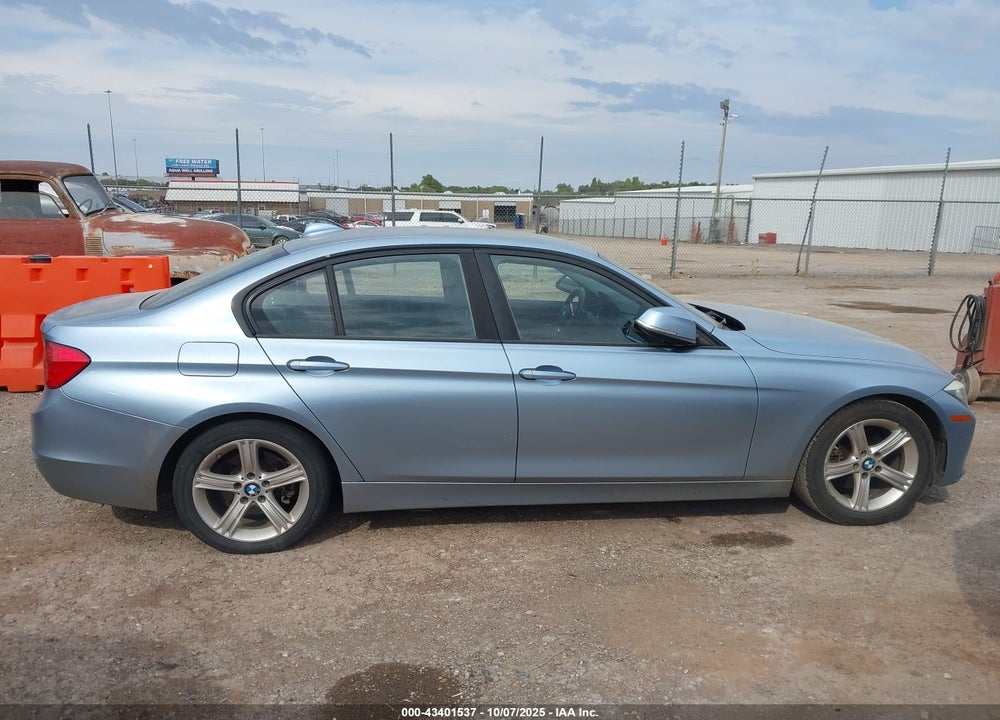 2014 BMW 3 SERIES VIN: WBA3C1C54EK111855