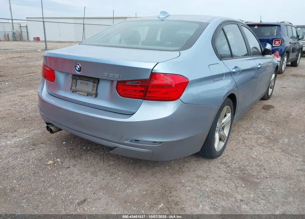 2014 BMW 3 SERIES VIN: WBA3C1C54EK111855