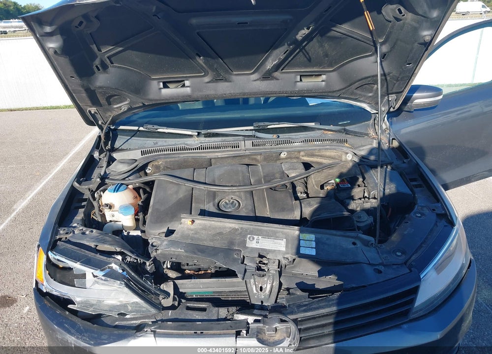 2011 VOLKSWAGEN JETTA 2.5L SE VIN: 3VWDX7AJ7BM011894
