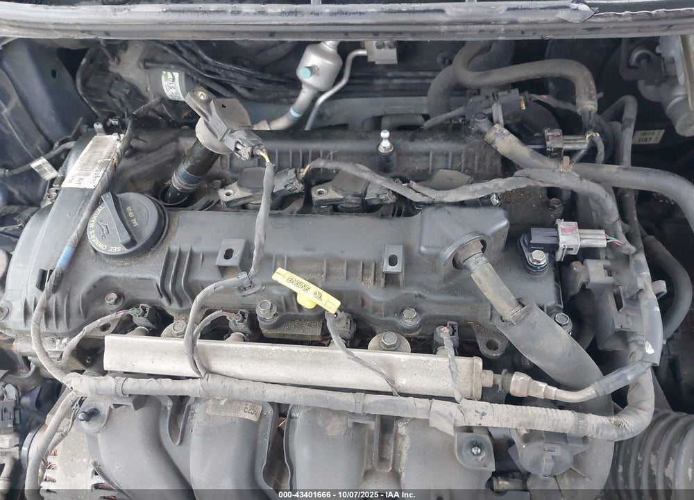 2012 HYUNDAI ELANTRA VIN: 5NPDH4AE8CH144883
