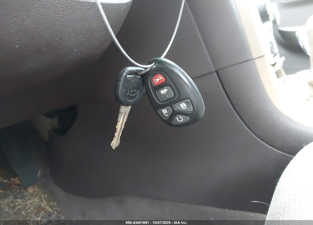 2011 CHEVROLET MALIBU VIN: 1G1ZC5E18BF326084