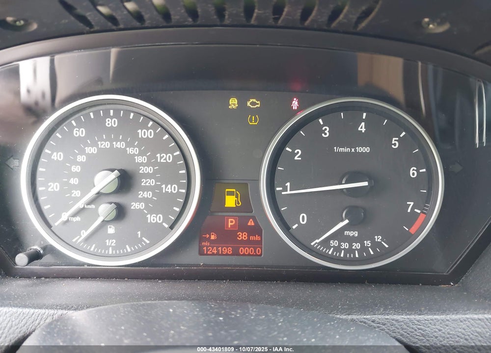 2011 BMW X5 VIN: 5UXZV4C53BL402778