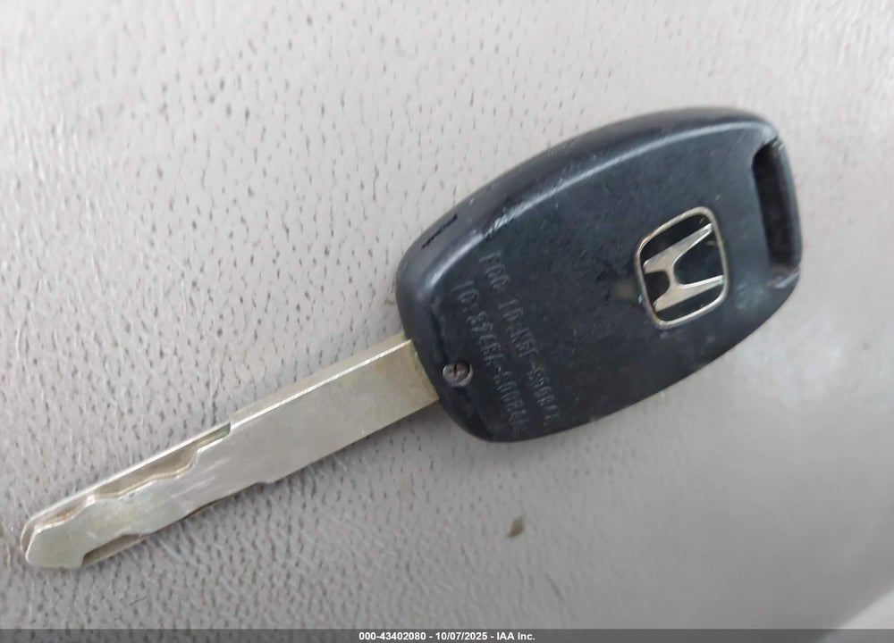 2011 HONDA CIVIC VIN: 19XFA1F94BE002377