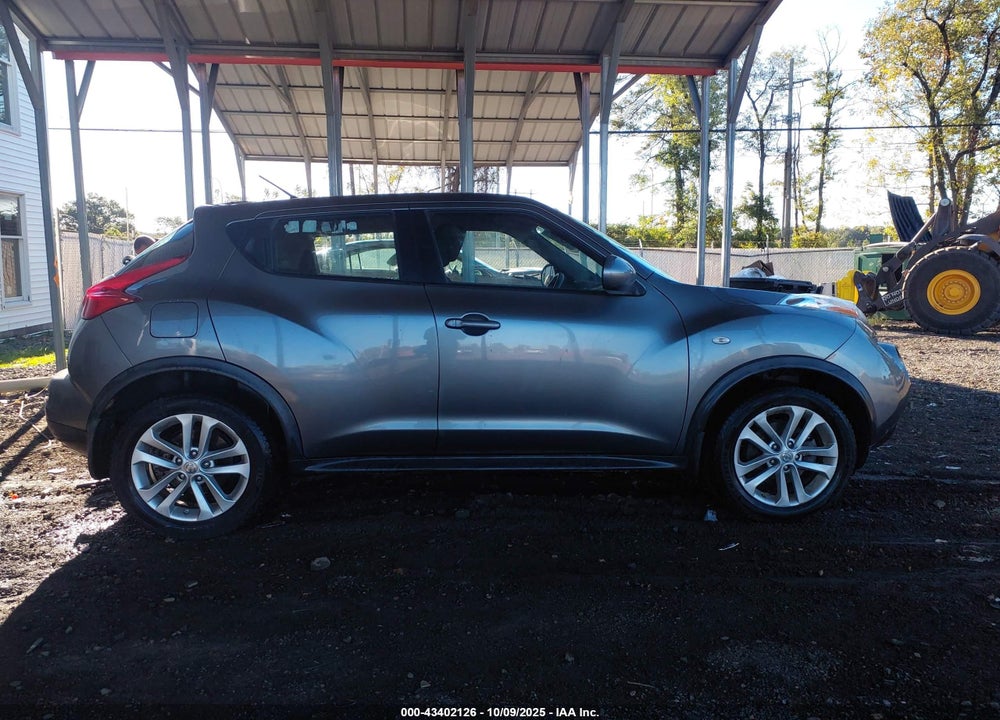 2011 NISSAN JUKE VIN: JN8AF5MV1BT008300