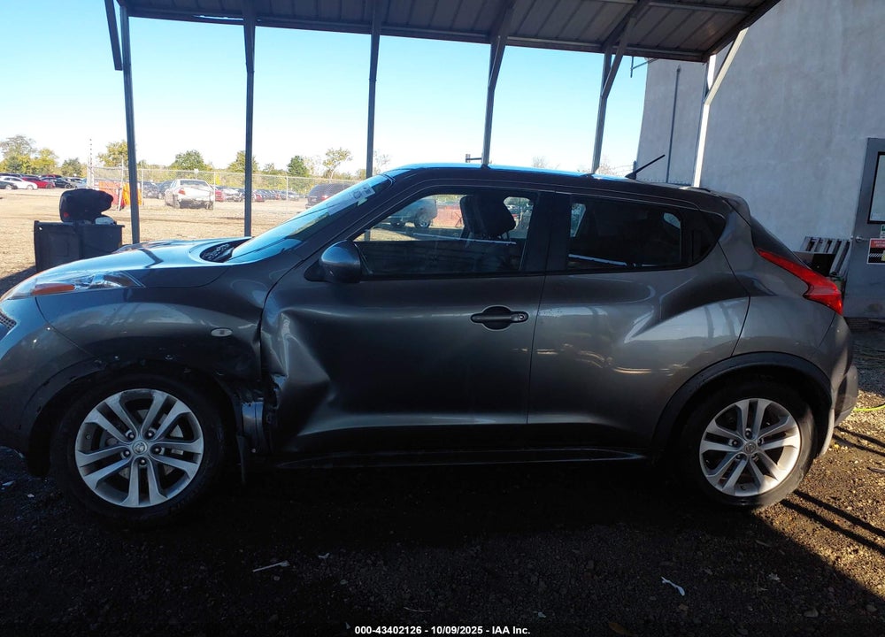 2011 NISSAN JUKE VIN: JN8AF5MV1BT008300