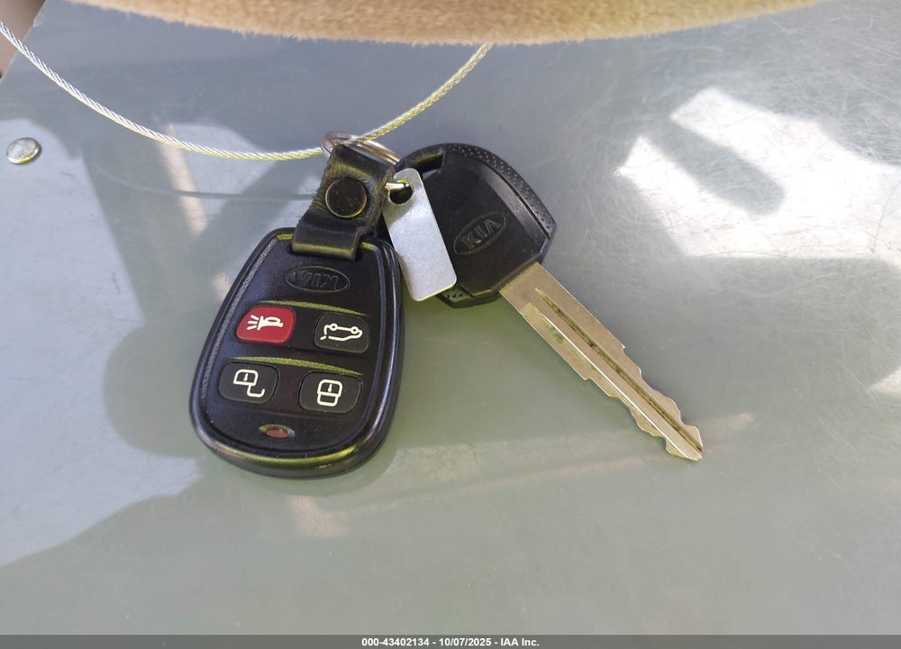 2006 KIA SORENTO EX/LX VIN: KNDJD733X65589593
