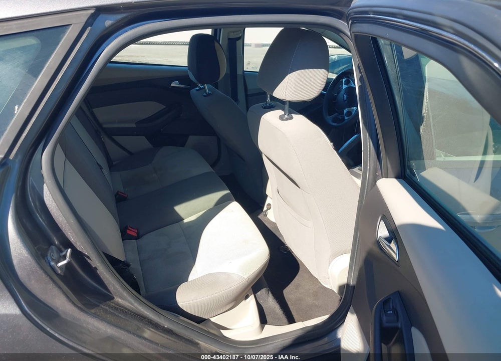 2013 FORD FOCUS VIN: 1FADP3K26DL199126