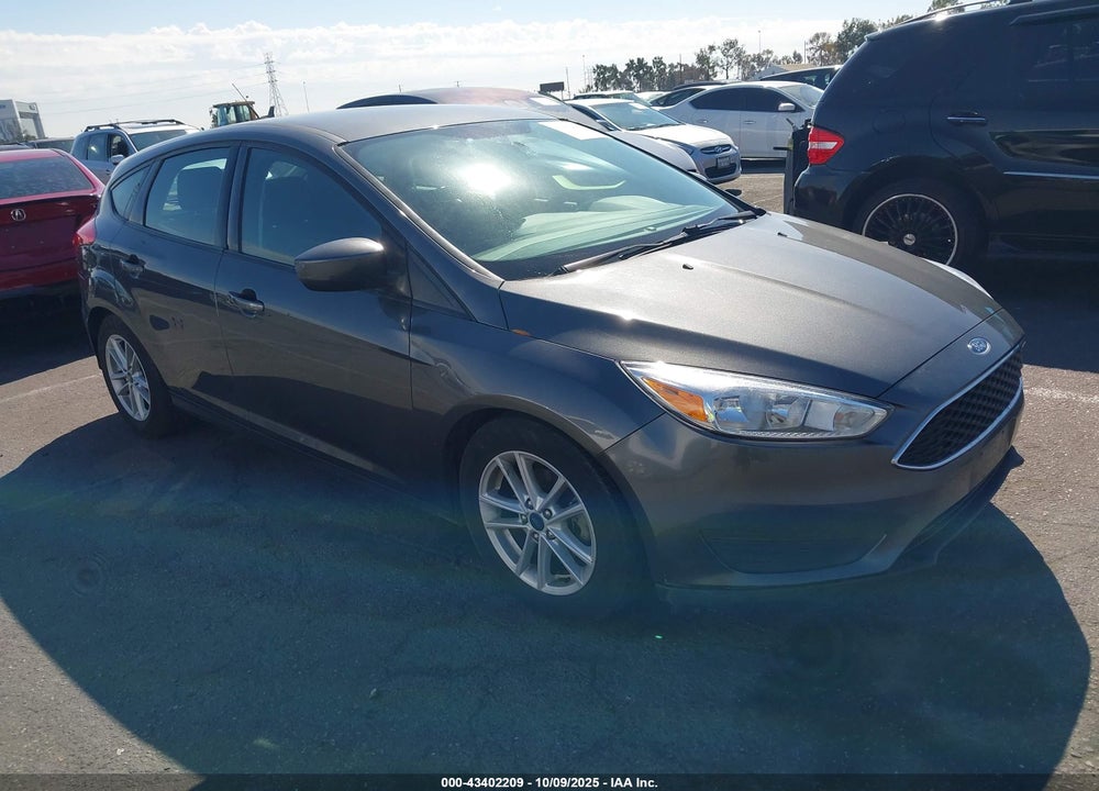 2018 FORD FOCUS SE VIN: 1FADP3K26JL218138