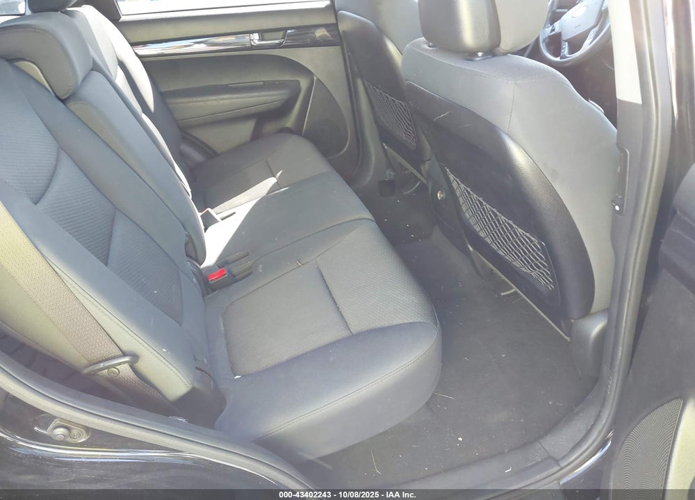 2012 KIA SORENTO VIN: 5XYKT3A69CG280178