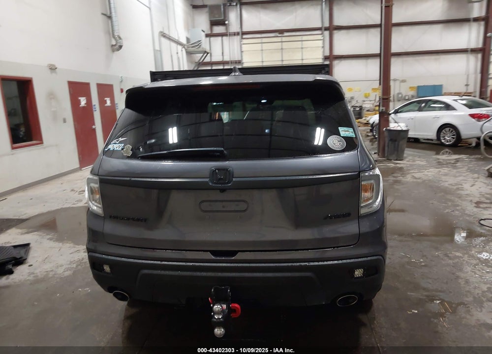 2021 HONDA PASSPORT AWD EX-L VIN: 5FNYF8H50MB032907