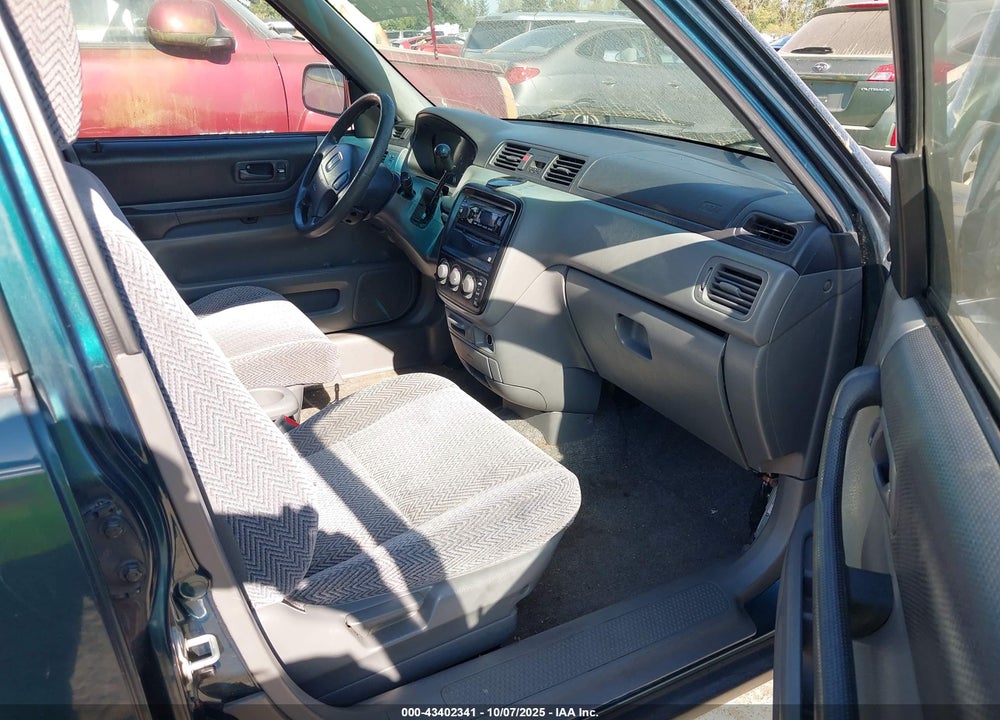 1998 HONDA CR-V EX VIN: JHLRD1867WC093913