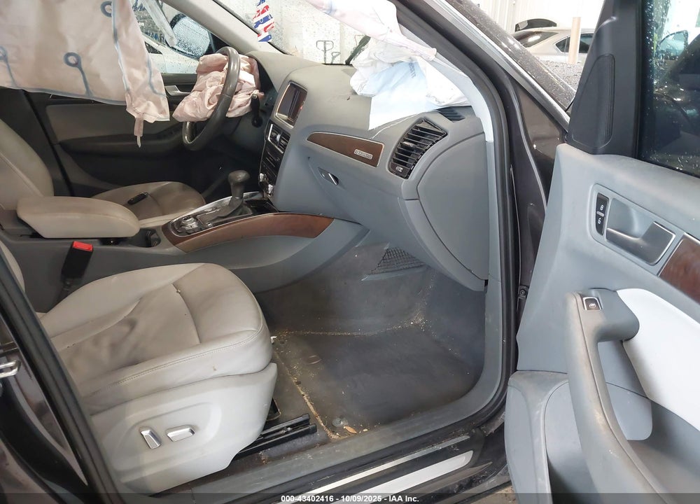 2014 AUDI Q5 2.0T PREMIUM VIN: WA1LFAFP1EA123923