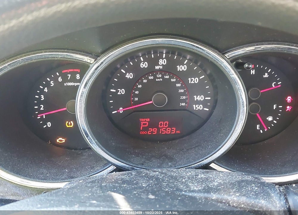 2011 KIA SORENTO VIN: 5XYKT3A15BG068252