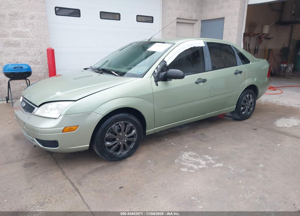 2007 FORD FOCUS S/SE/SES VIN: 1FAFP34N17W239888